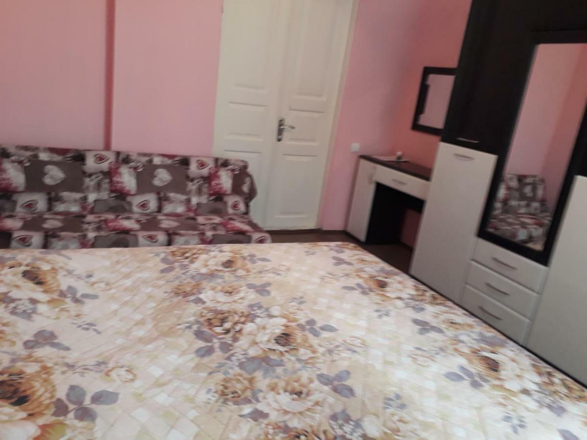 Homestay Izolda Batum Dış mekan fotoğraf